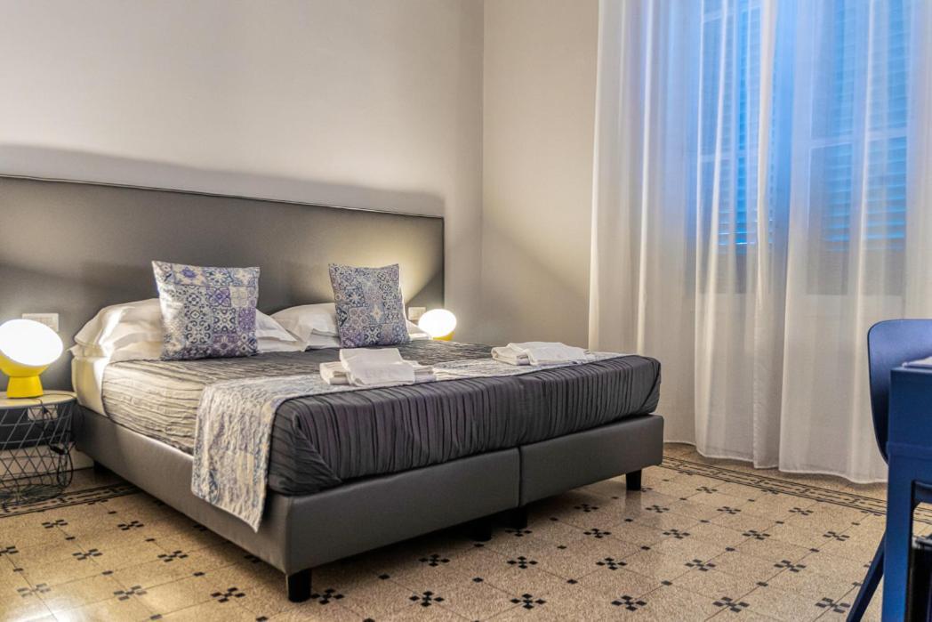 Re Vittorio De Luxe Bed & Breakfast Месина Екстериор снимка