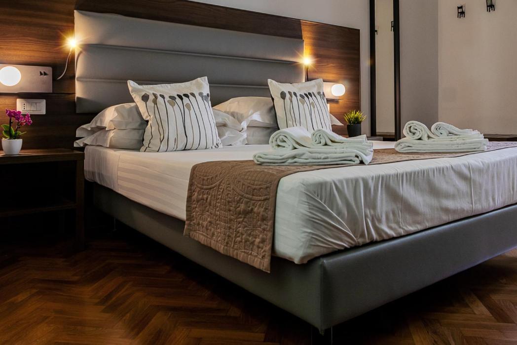 Re Vittorio De Luxe Bed & Breakfast Месина Екстериор снимка