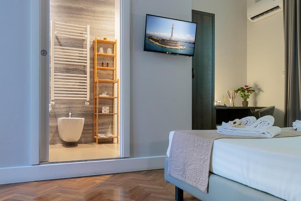 Re Vittorio De Luxe Bed & Breakfast Месина Екстериор снимка